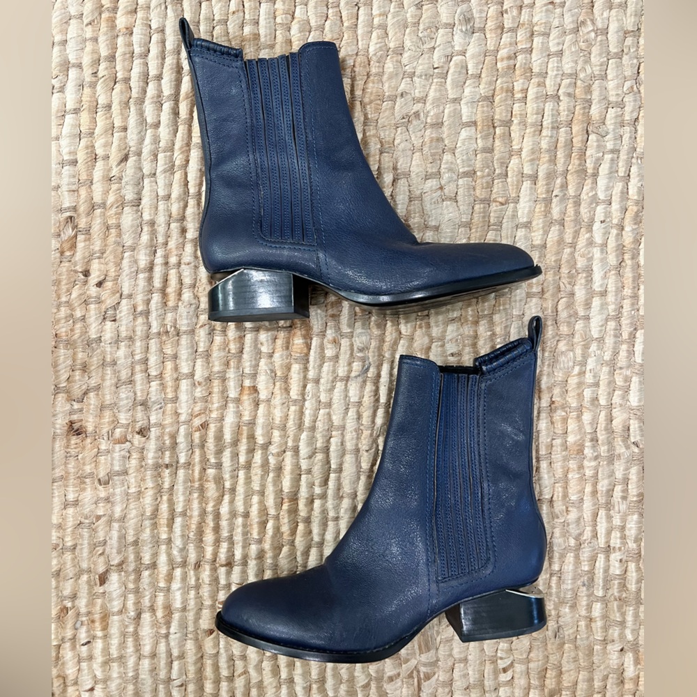 Alexander Wang Kane Boot Leather Boot Navy’s
